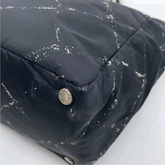 EUC Chanel Old Travel Line Nylon MM Tote Bag NA100050 - Picture 8 of 15